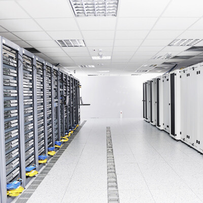 Server und Datenspeicher in Datencenter